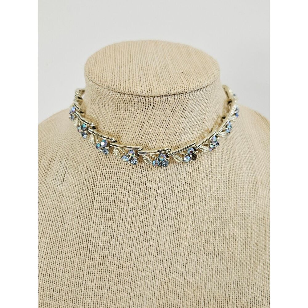 Vintage Lisner Blue AB Cluster Rhinestone Floral Silver Tone Necklace Choker